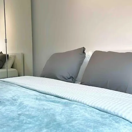 Luxury 2 Bedroom In The Heart Of オステンド